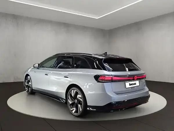 Neu VW ID.7 250 kW (340 PS) 2026 Scale silver metallic schwarz uni Kombi