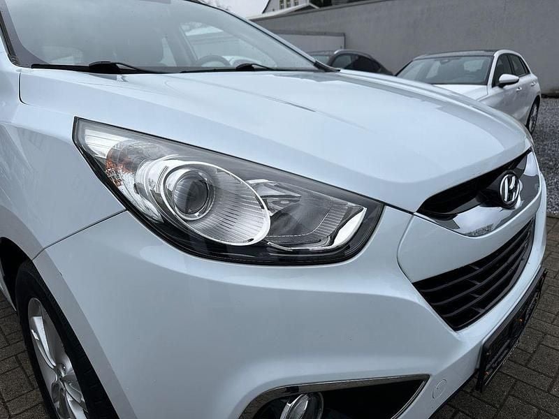 Gebraucht Hyundai ix35 Style 184 PS (135 kW) 2010 Weiß SUV