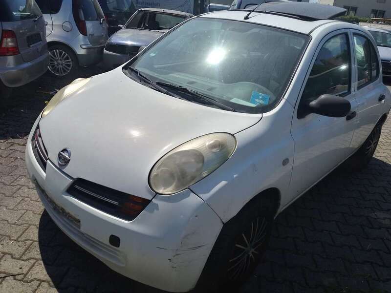 Weiß Gebraucht 2003 Nissan Micra Kleinwagen | 685 € (Guter Preis) - Bild 1/4
