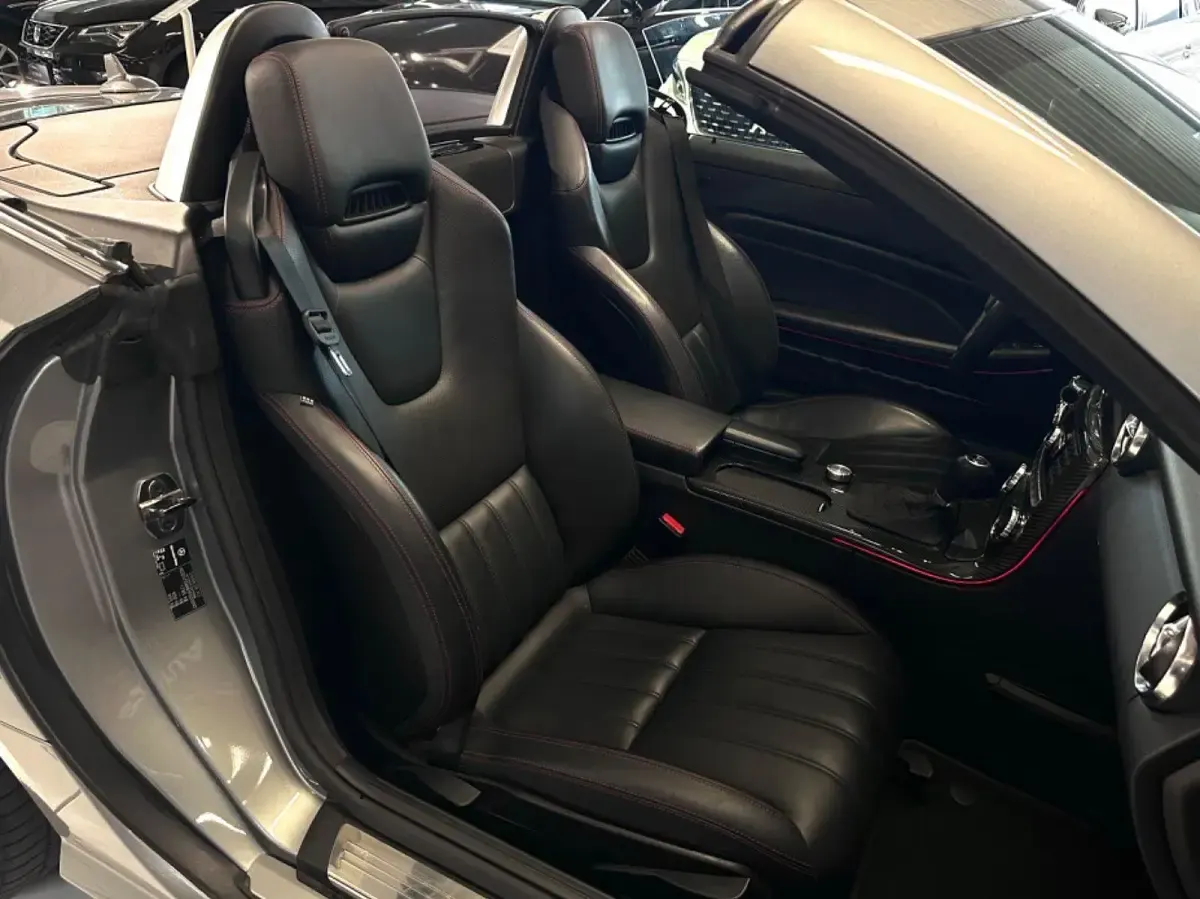 Gebraucht Mercedes SLK200 AMG line 184 PS (135 kW) 2011 Grau Cabrio