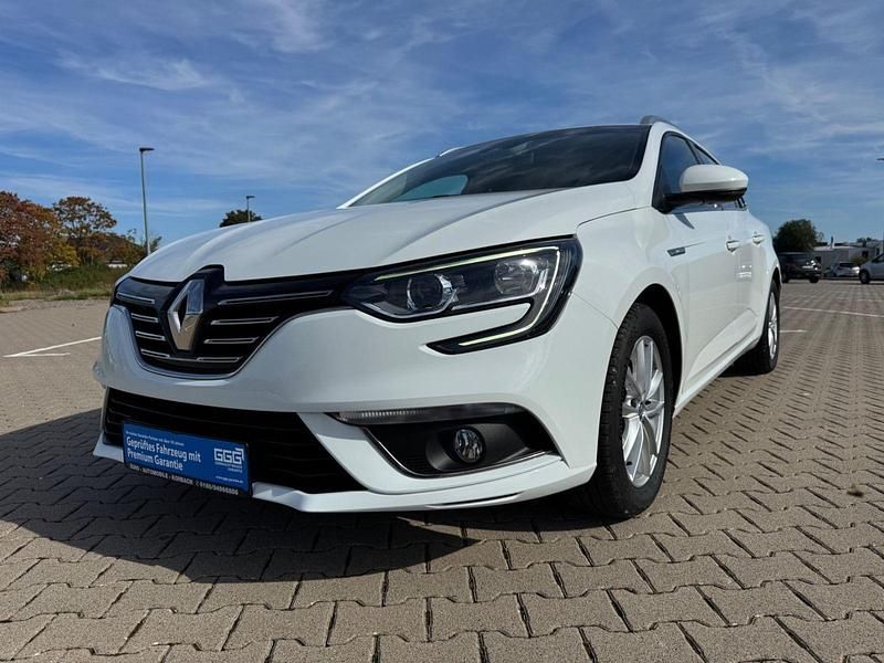 Weiß Gebraucht 2017 Renault Mégane GrandTour Intens Kombi | 9.999 € (Guter Preis) - Bild 1/4