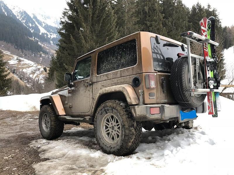 Gold Gebraucht 2011 Jeep Wrangler SUV | 19.000 € (Fairer Preis) - Bild 1/4