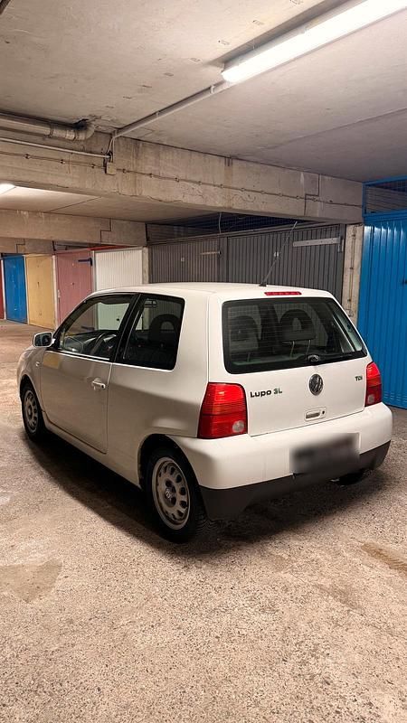 Gebraucht VW Lupo 61 PS (44 kW) 2002 Weiß Kleinwagen