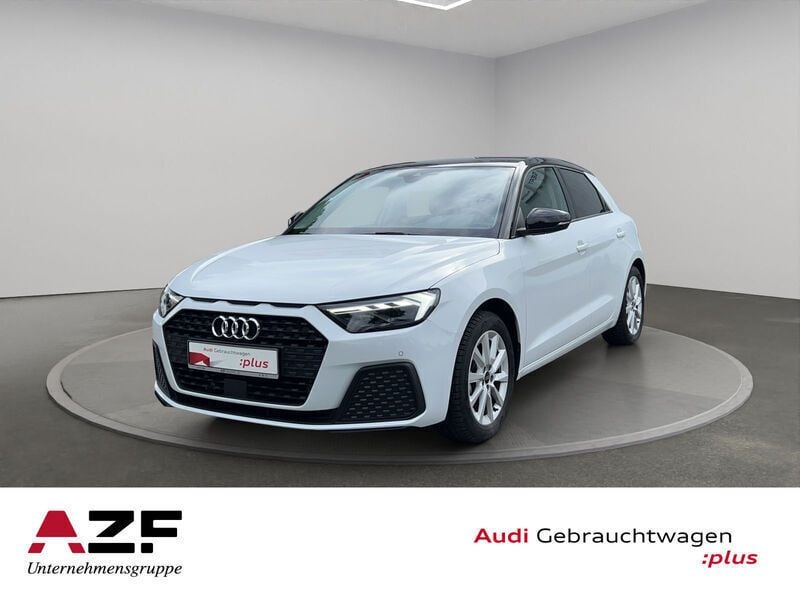Weiss Gebraucht 2024 Audi A1 Sportback Ambiente Kleinwagen | 23.780 € (Guter Preis) - Bild 1/4