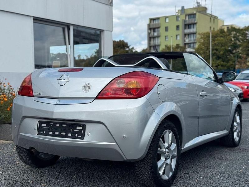 Gebraucht Opel Tigra Sport 90 PS (66 kW) 2005 Silber Cabrio