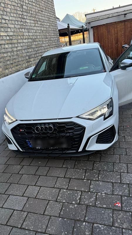 Gebraucht Audi A3 e-tron Sport 150 PS (110 kW) 2023 Weiß Kleinwagen