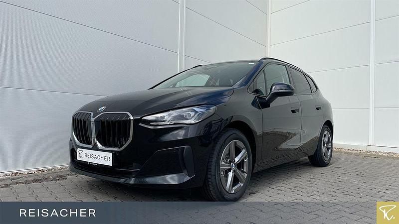 Schwarz Neu 2025 BMW 218 Active Tourer Sport Line Van / Kleinbus | 36.790 € (Superpreis) - Bild 1/4