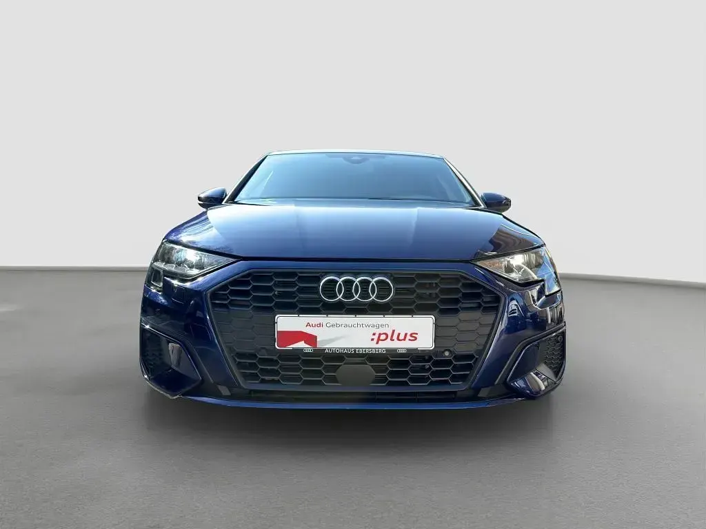 Gebraucht Audi A3 Business 110 PS (80 kW) 2023 Blau Limousine