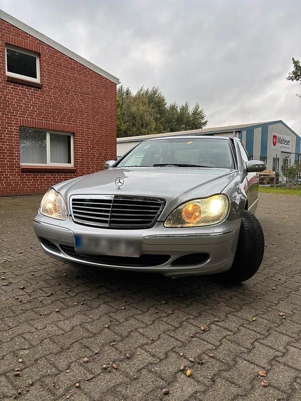 Silber Gebraucht 2004 Mercedes S350 Limousine | 5.390 € (Fairer Preis) - Bild 1/4