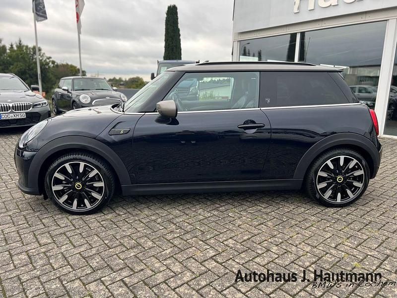 Gebraucht Mini Cooper SE Business 135 kW (184 PS) 2022 Schwarz Kleinwagen