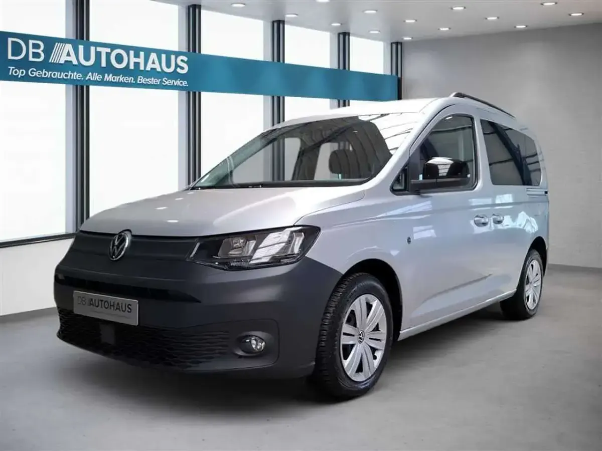 Käytetty VW Caddy 122 HP (89 kW) 2022 Tila-auto