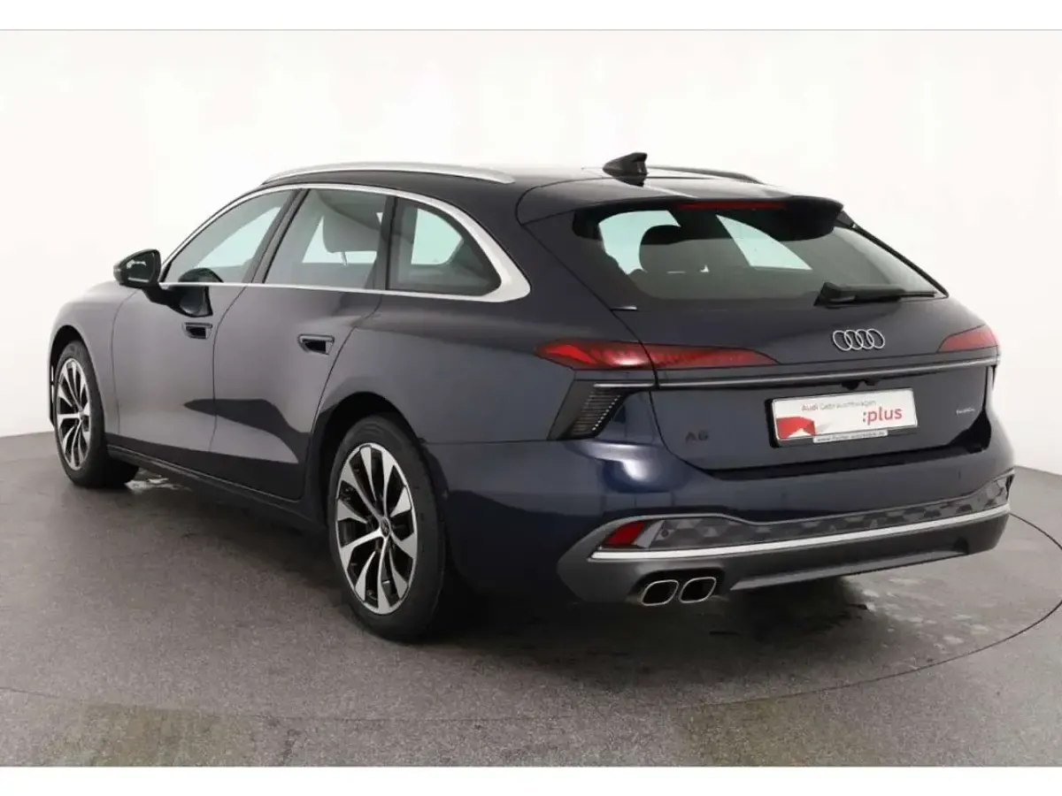 Gebraucht Audi A6 Ambiente 204 PS (150 kW) 2025 Blau Kombi