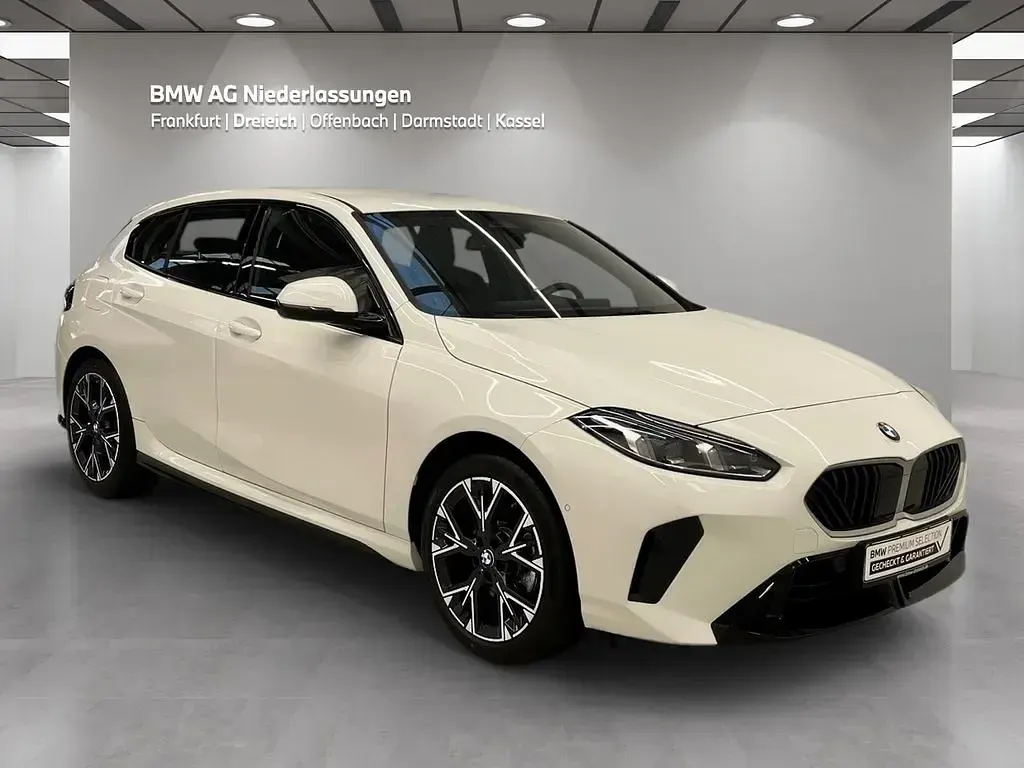 Gebraucht BMW 120 M Sport 156 PS (114 kW) 2025 Weiß Kleinwagen