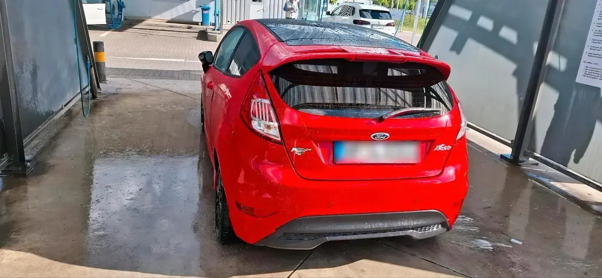 Gebraucht Ford Fiesta ST 125 PS (91 kW) 2016 Rot Kleinwagen