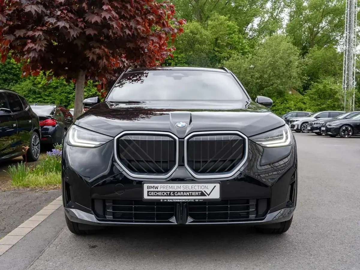 Gebraucht BMW X3 M Sport 190 PS (139 kW) 2025 Schwarz SUV