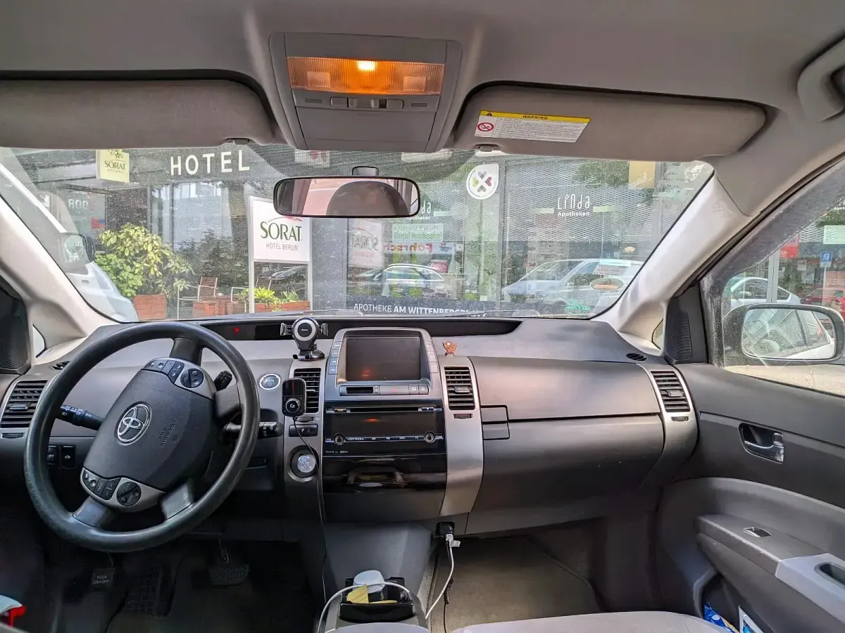 Używany Toyota Prius 115 KM (84 kW) 2004 Szary Hatchback