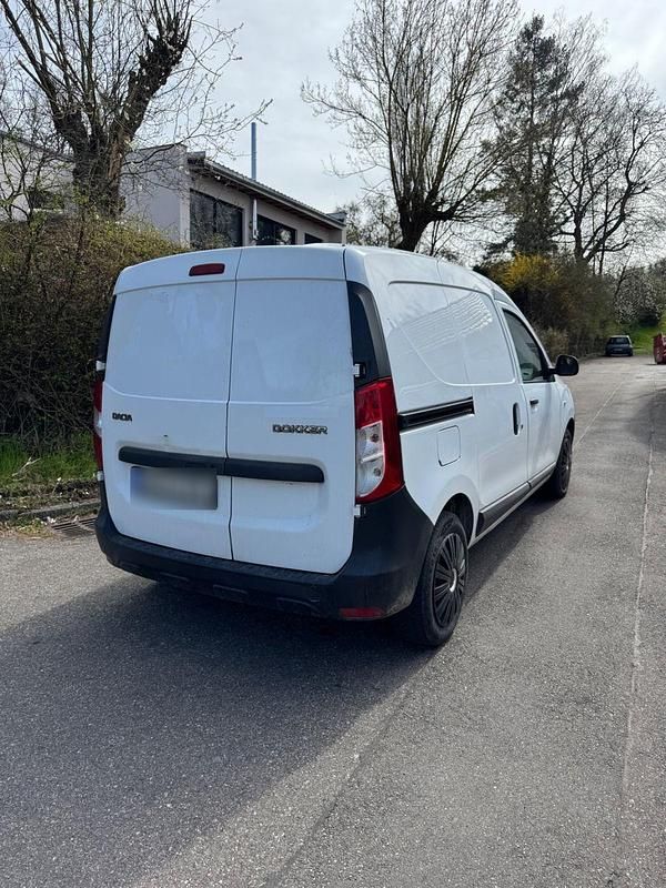 Gebraucht Dacia Dokker 83 PS (61 kW) 2013 Weiß Van / Kleinbus
