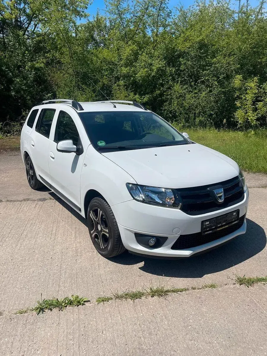 Gebraucht Dacia Logan MCV Lauréate 90 PS (66 kW) 2016 Weiß Kombi