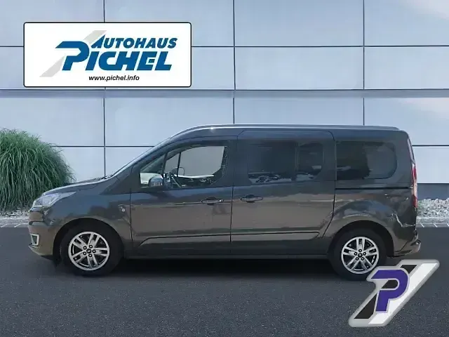 Gebraucht Ford Grand Tourneo Connect Titanium 120 PS (88 kW) 2019 Grau Van / Kleinbus