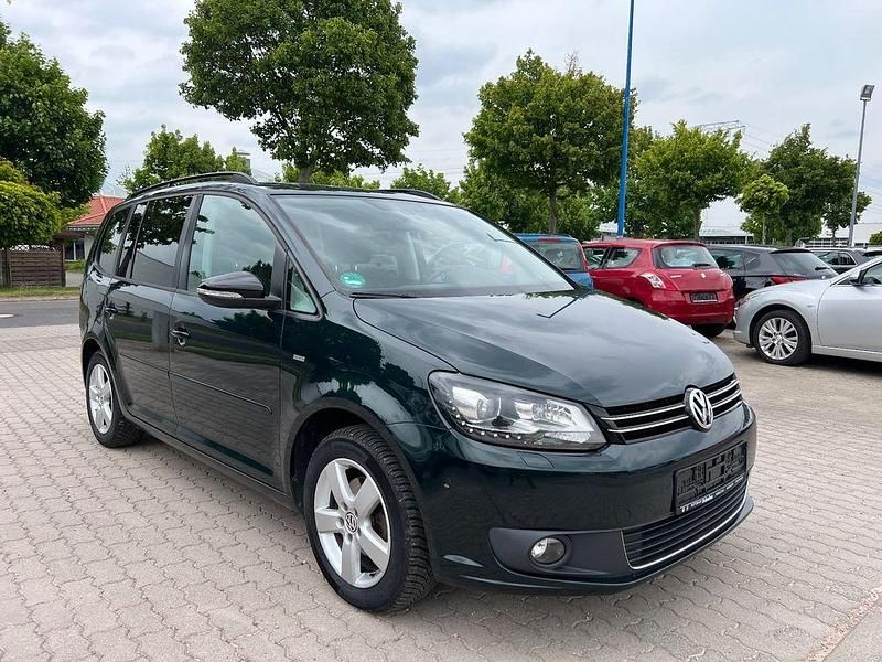 Grün Gebraucht 2012 VW Touran Match Van / Kleinbus | 7.750 € (Guter Preis) - Bild 1/4