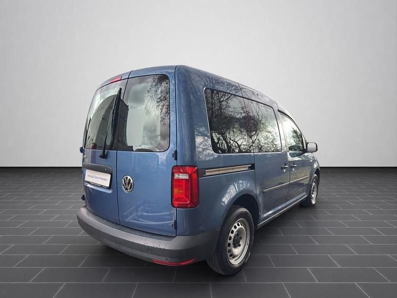 Gebraucht VW Caddy Basis 102 PS (75 kW) 2020 Acapulcoblau metallic (metallic) Van / Kleinbus
