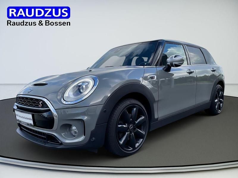 Grau Gebraucht 2019 Mini Cooper S Clubman Kombi | 21.900 € (Etwas zu teuer) - Bild 1/4