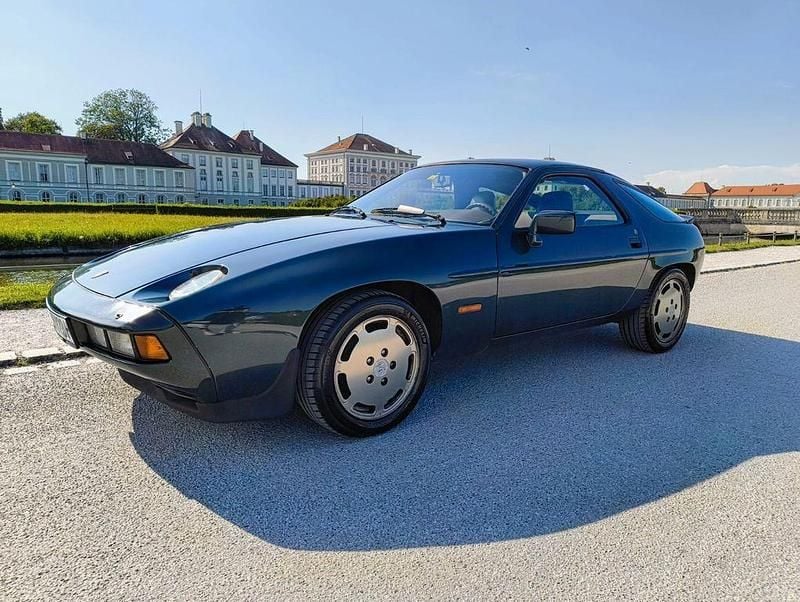 Grün Gebraucht 1984 Porsche 928 Coupé | 22.928 € - Bild 1/4