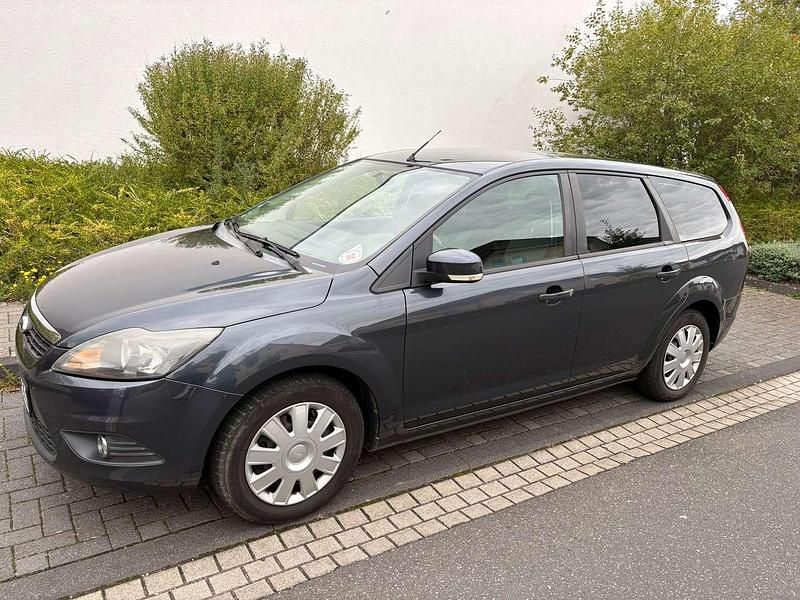 Gebraucht 2008 Ford Focus Style Kombi | 2.500 € (Teuer) - Bild 1/4