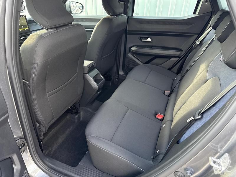 Neu Dacia Duster Expression 131 PS (96 kW) 2025 Weiss SUV