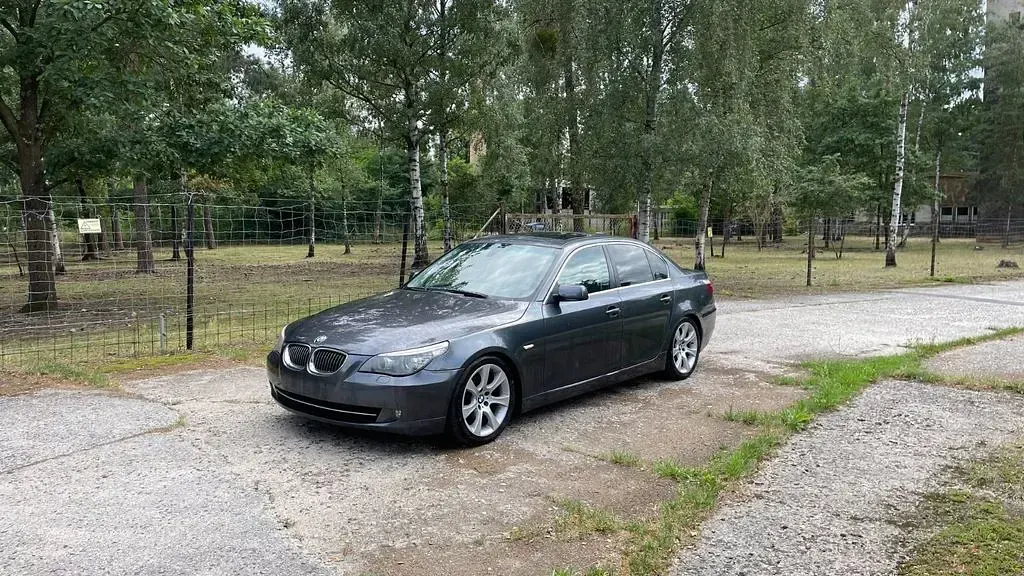 Gebraucht BMW 525 Performance 197 PS (144 kW) 2006 Grau Limousine