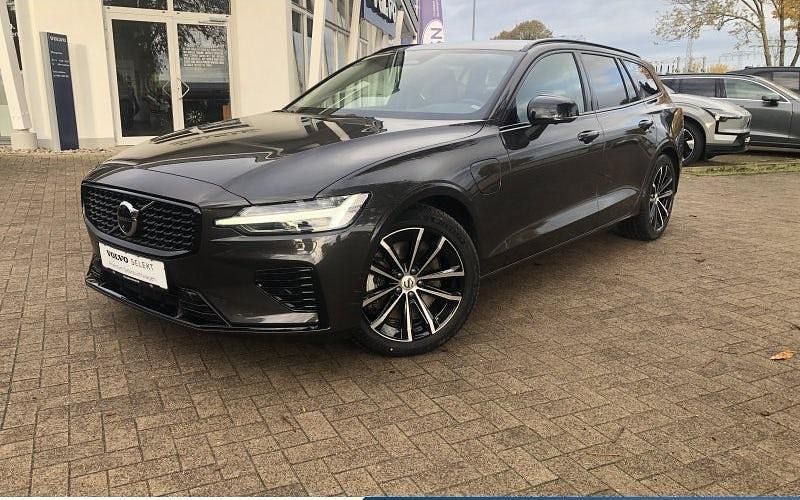 Gebraucht Volvo V60 Plus 350 PS (257 kW) 2025 Grau Kombi