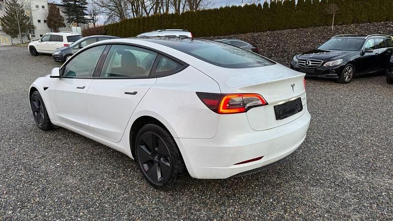 Gebraucht Tesla Model 3 324 kW (441 PS) 2022 Weiß Limousine