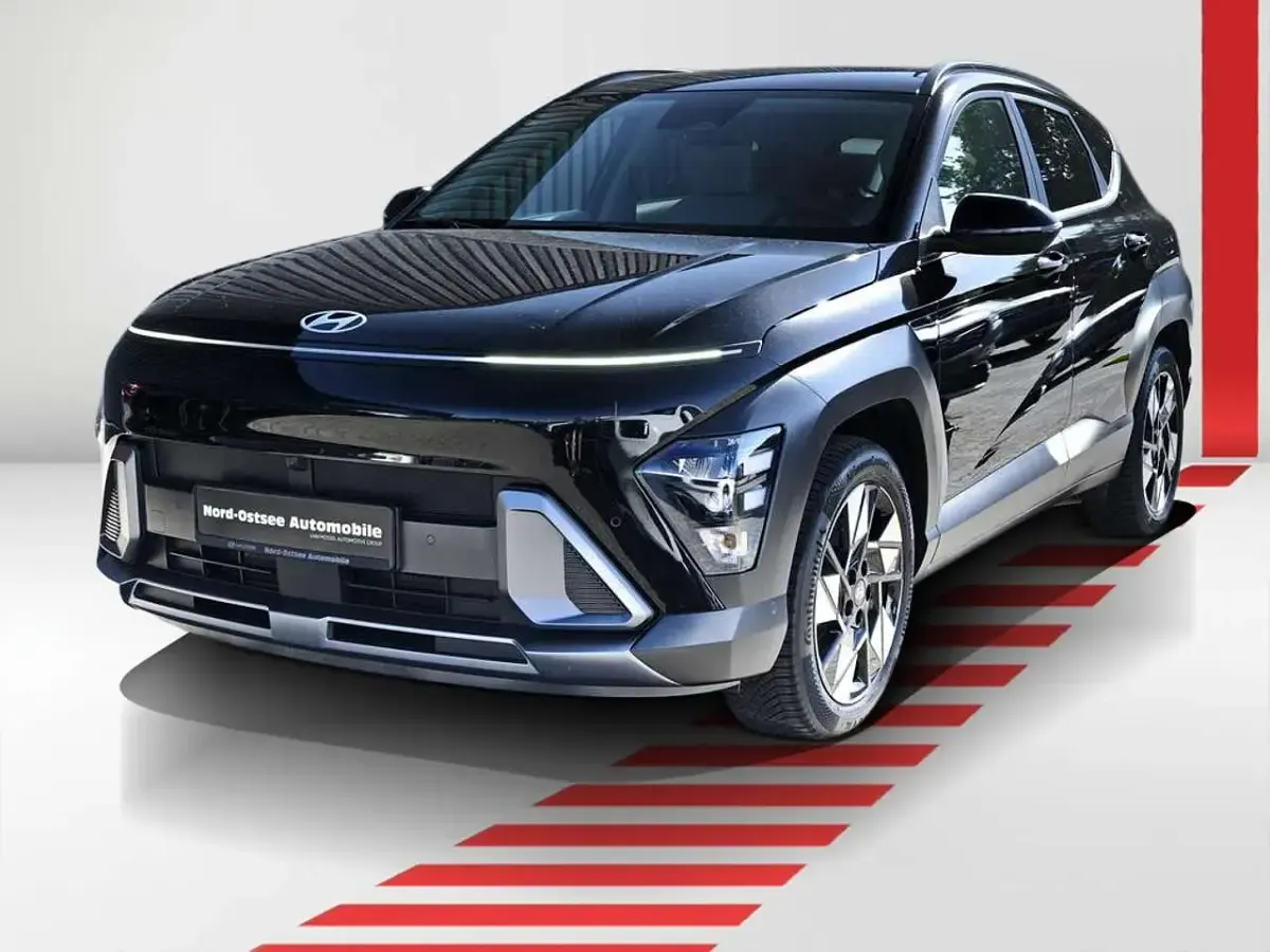 Gebraucht Hyundai Kona Trend 141 PS (103 kW) 2023 Schwarz SUV