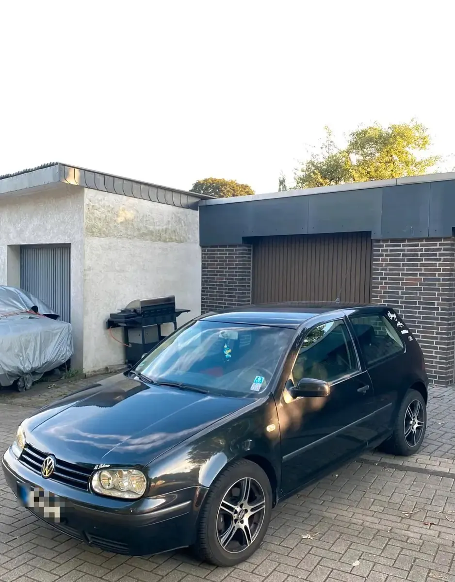 Gebraucht VW Golf IV 101 PS (74 kW) 2004 Schwarz Kleinwagen