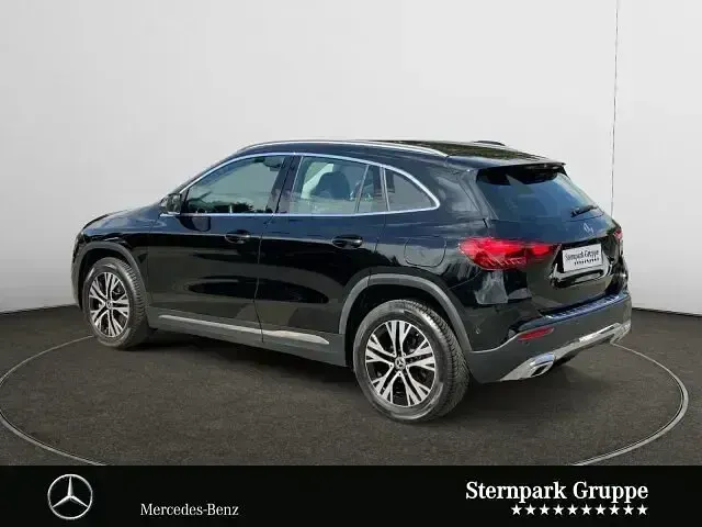Gebraucht Mercedes GLA180 Advanced 136 PS (100 kW) 2023 Andere SUV
