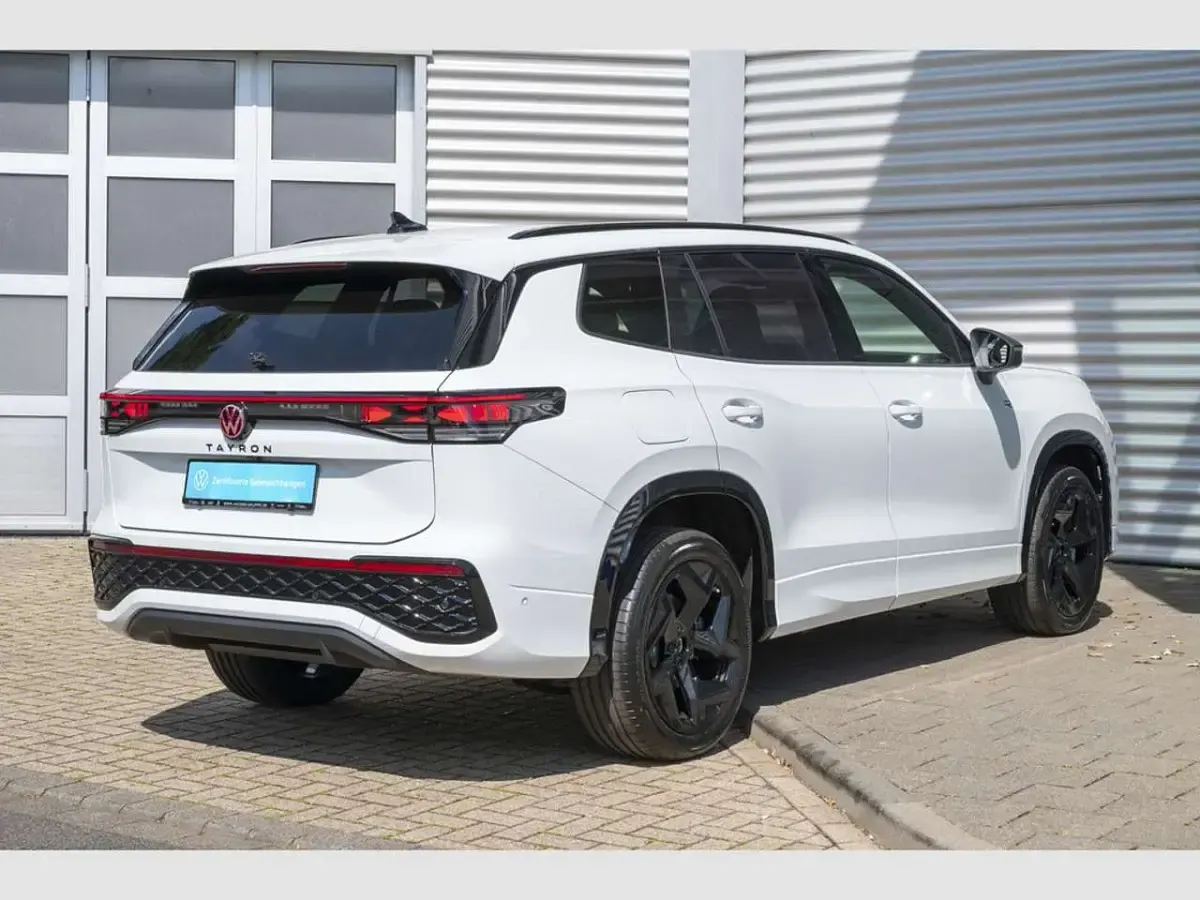 Gebraucht VW Tayron R-line 272 PS (200 kW) 2026 Weiß SUV