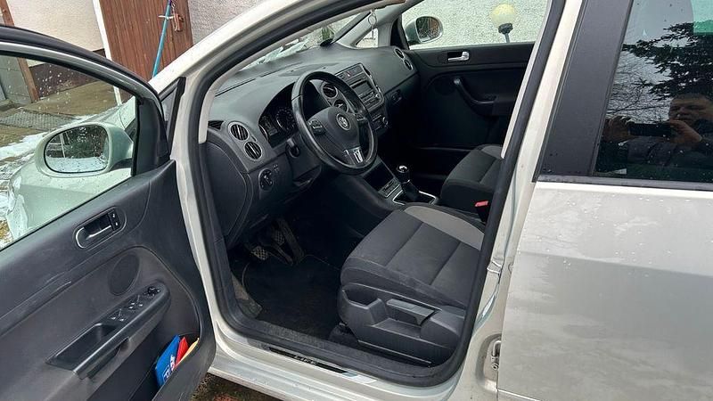 Gebraucht VW Golf Plus Cross Life 122 PS (89 kW) 2014 Silber Van / Kleinbus