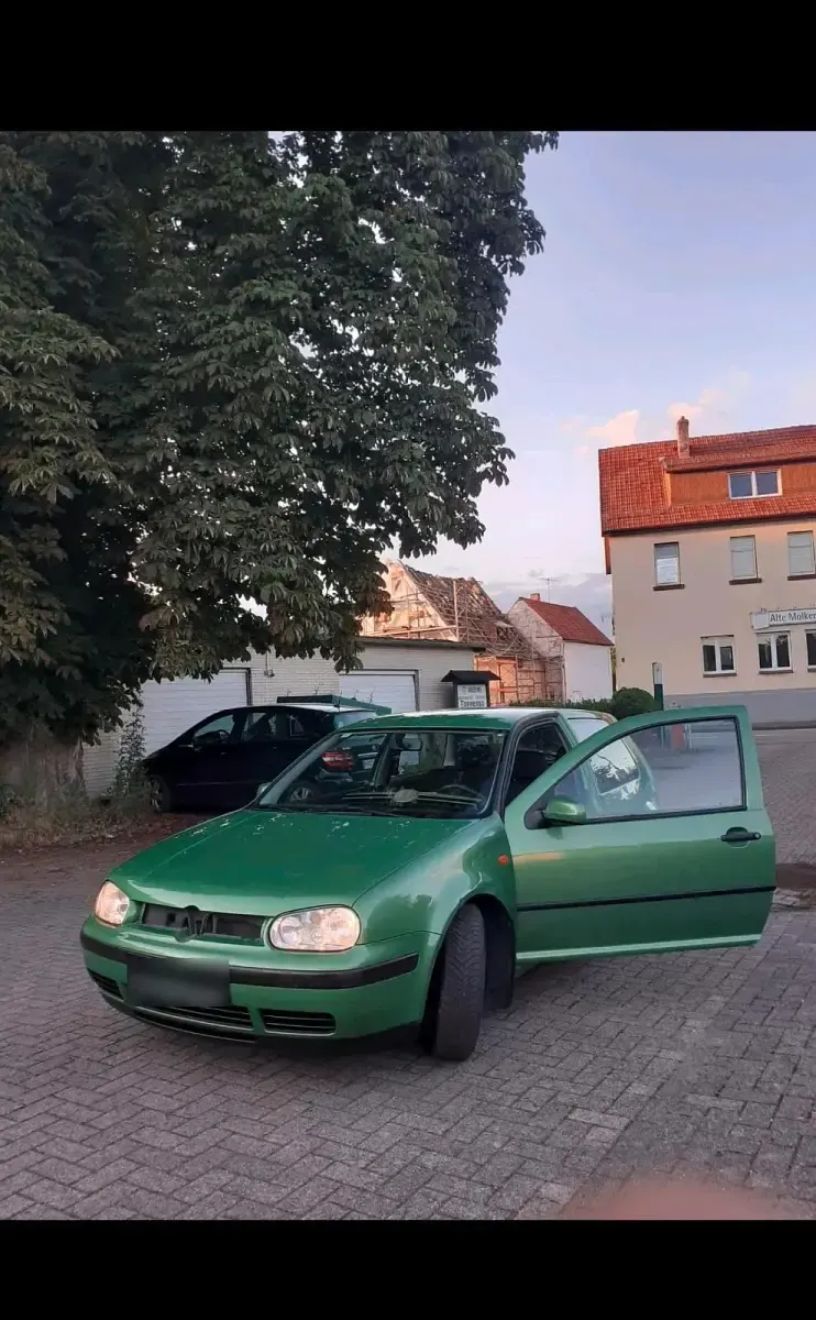 Gebraucht VW Golf IV 90 PS (66 kW) 1999 Kleinwagen