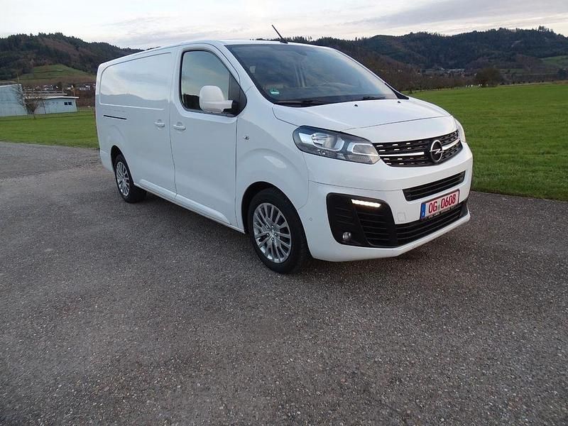 Weiß Gebraucht 2021 Opel Vivaro Edition Van | 14.518 € (Superpreis) - Bild 1/4