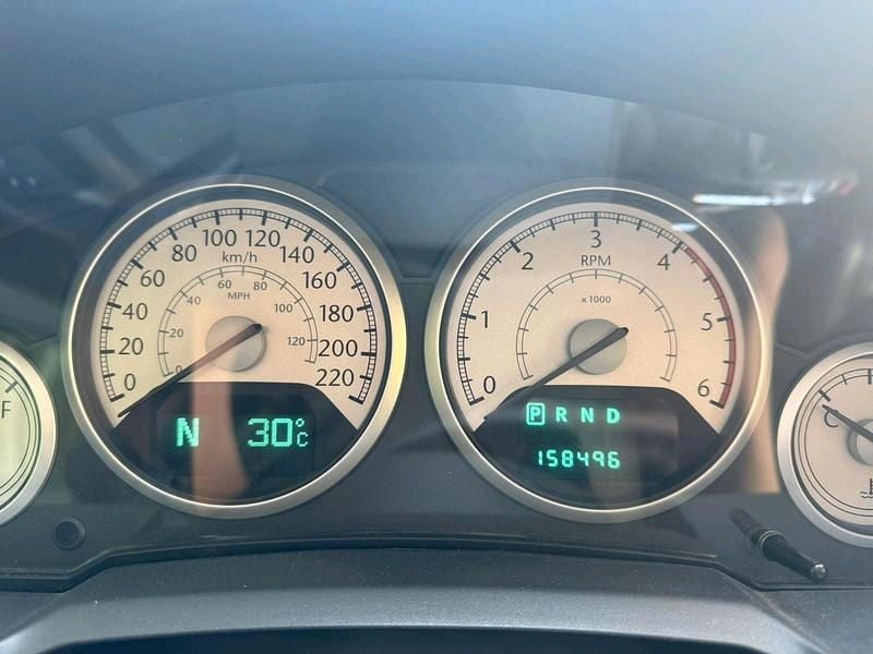 Schwarz Gebraucht 2025 Chrysler Grand Voyager Van / Kleinbus | 9.250 € - Bild 1/4
