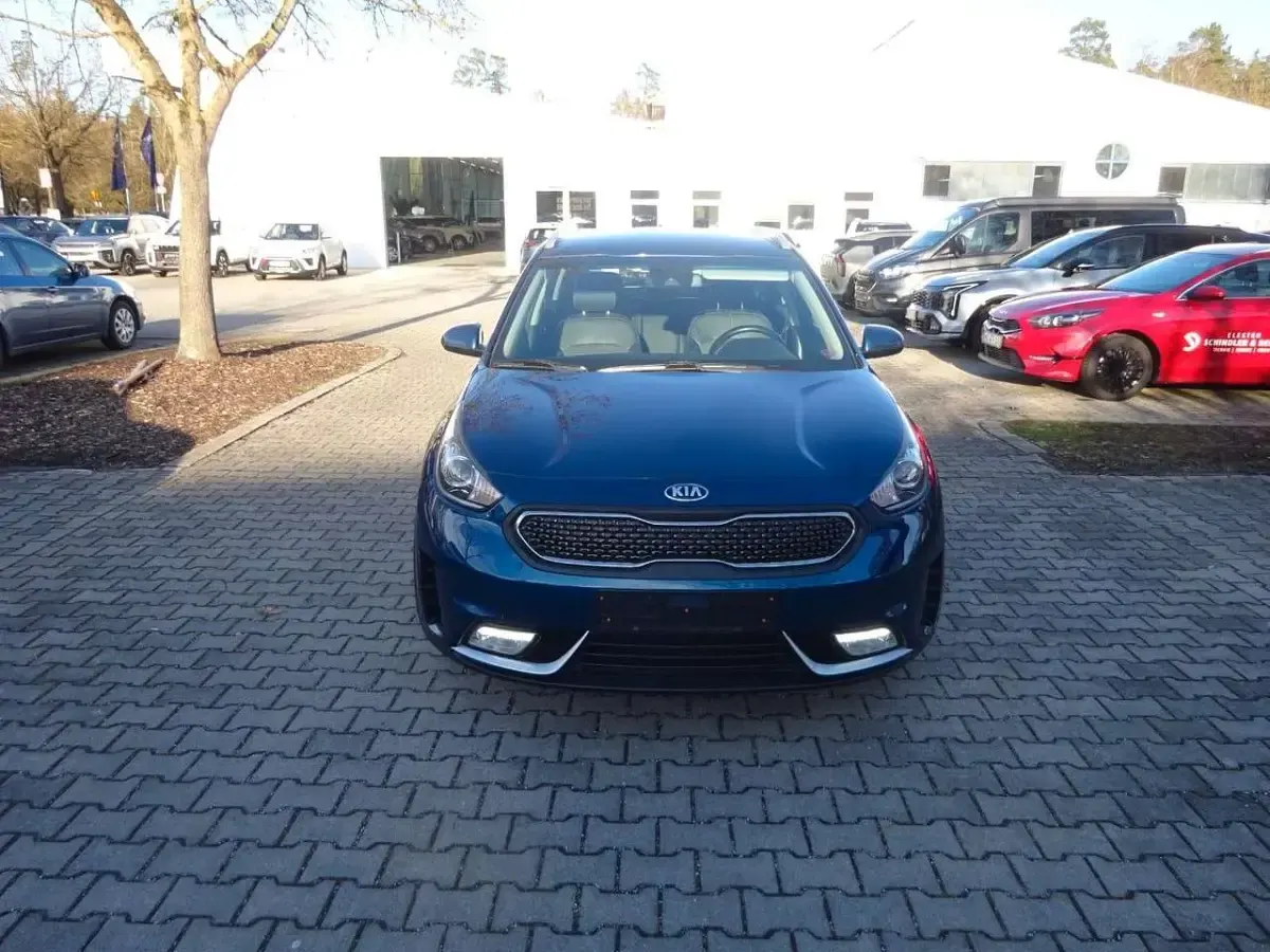 Gebraucht Kia Niro Edition 7 105 PS (77 kW) 2019 Blau SUV