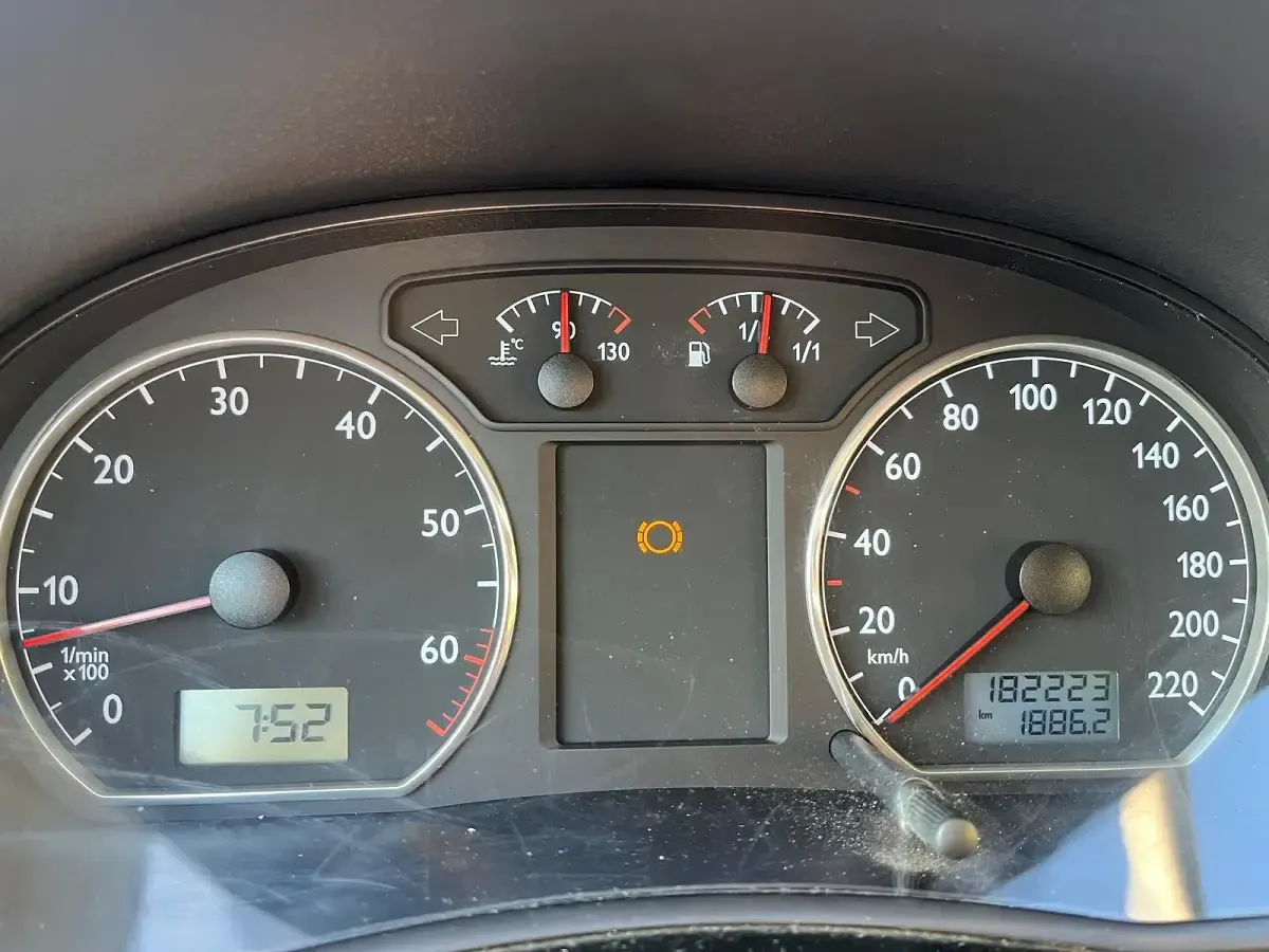 Gebraucht VW Polo 75 PS (55 kW) 2002 Schwarz Kleinwagen