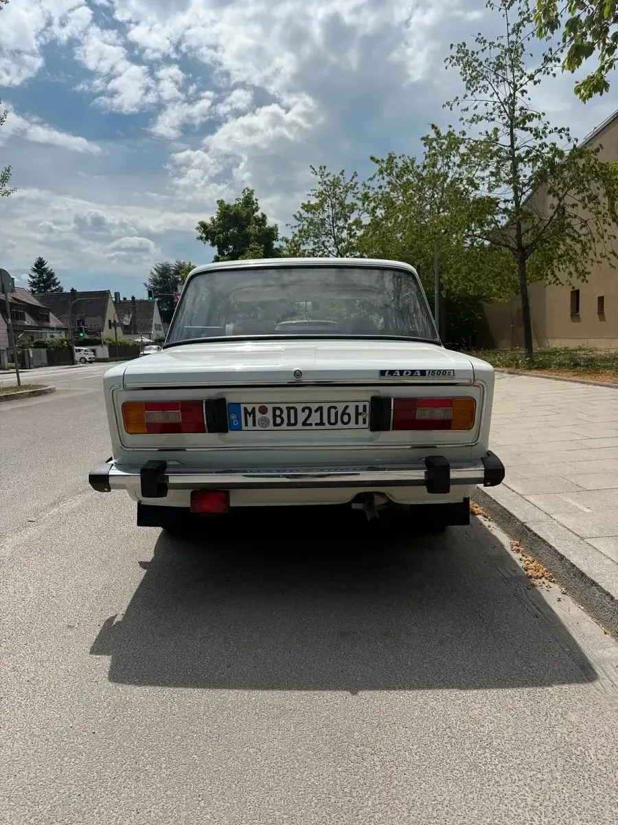 Gebraucht Lada 2106 75 PS (55 kW) 1987 Weiß Limousine