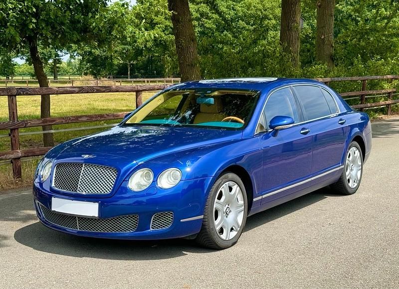 Blau Gebraucht 2009 Bentley Continental Flying Spur Limousine | 19.990 € - Bild 1/4