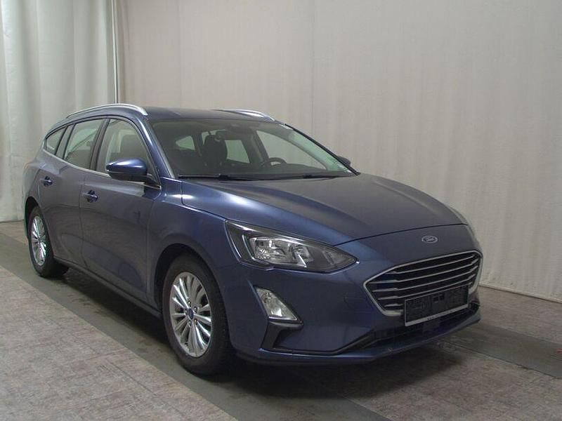 Gebraucht Ford Focus Titanium 125 PS (91 kW) 2021 Chroma blau metallic Kombi