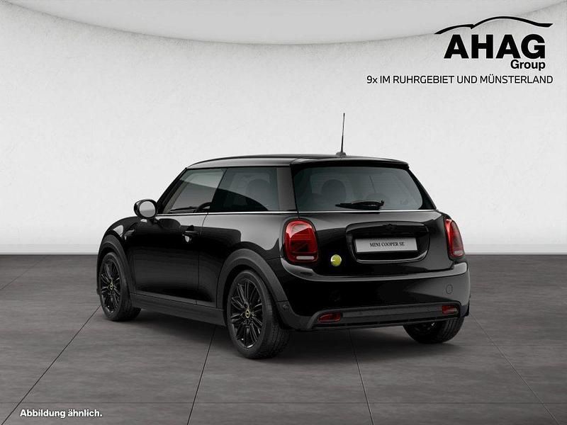 Gebraucht Mini Cooper SE Classic 135 kW (184 PS) 2022 Schwarz Kleinwagen
