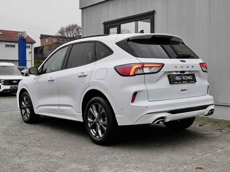 Gebraucht Ford Kuga ST-Line X 150 PS (110 kW) 2023 Weiß SUV