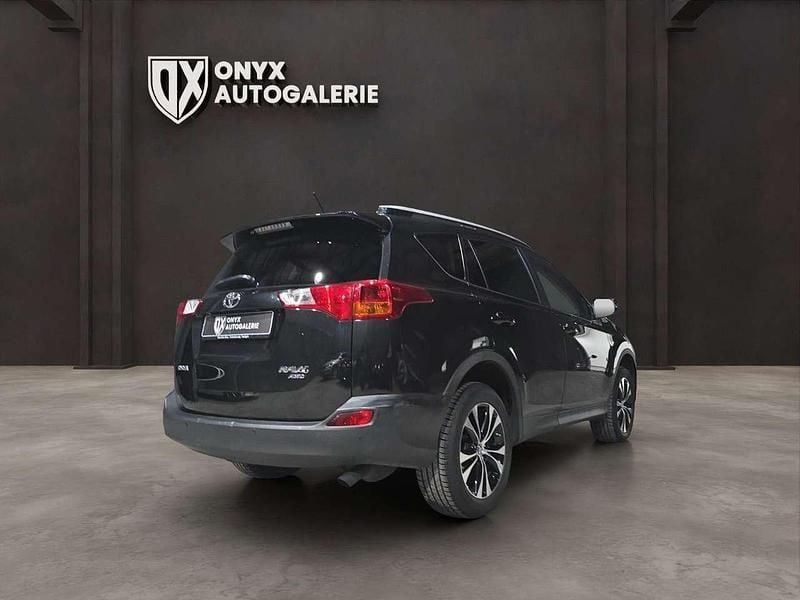Gebraucht Toyota RAV4 151 PS (111 kW) 2015 Night time black SUV