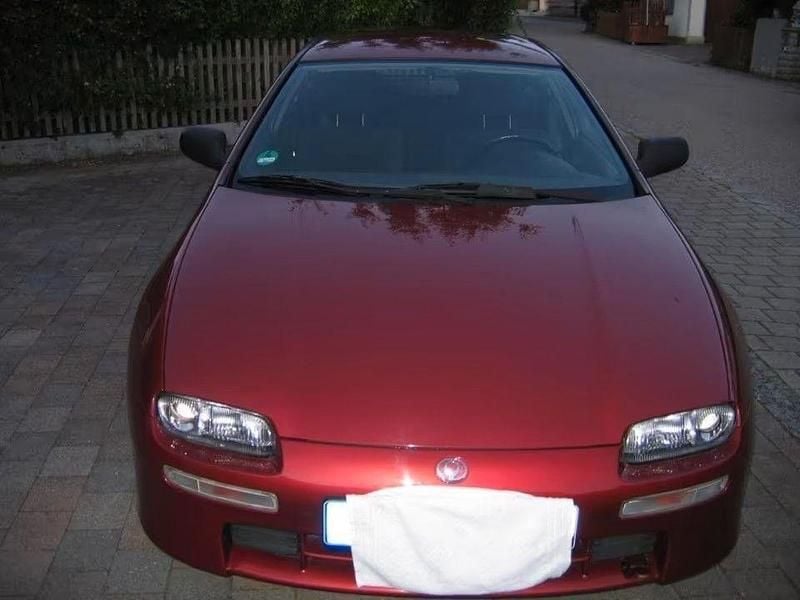 Rot Gebraucht 1996 Mazda 323F Limousine | 1.550 € (Fairer Preis) - Bild 1/4