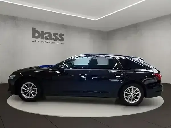Gebraucht Audi A6 Premium 204 PS (150 kW) 2023 Mythosschwarz metallic Kombi